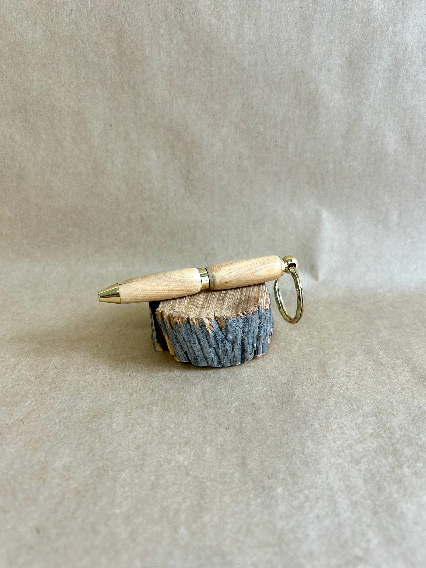 Stuart Henke Sandalwood Keyring Pen